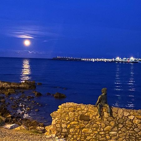 Orsa-Atico Con Vista Al Mar Y Piscina Apartment L' Escala Bagian luar foto